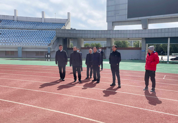 首先数字化建设方案包括场馆内部的设备和系统的数字化如智能座椅、智能灯