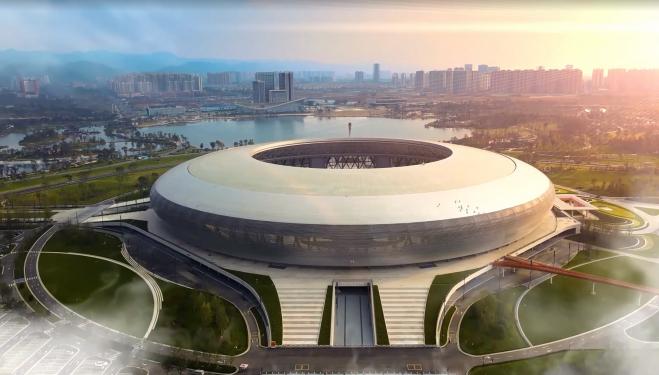 气膜网球-羽毛球综合场馆重塑城市运动空间新范式—轻空间